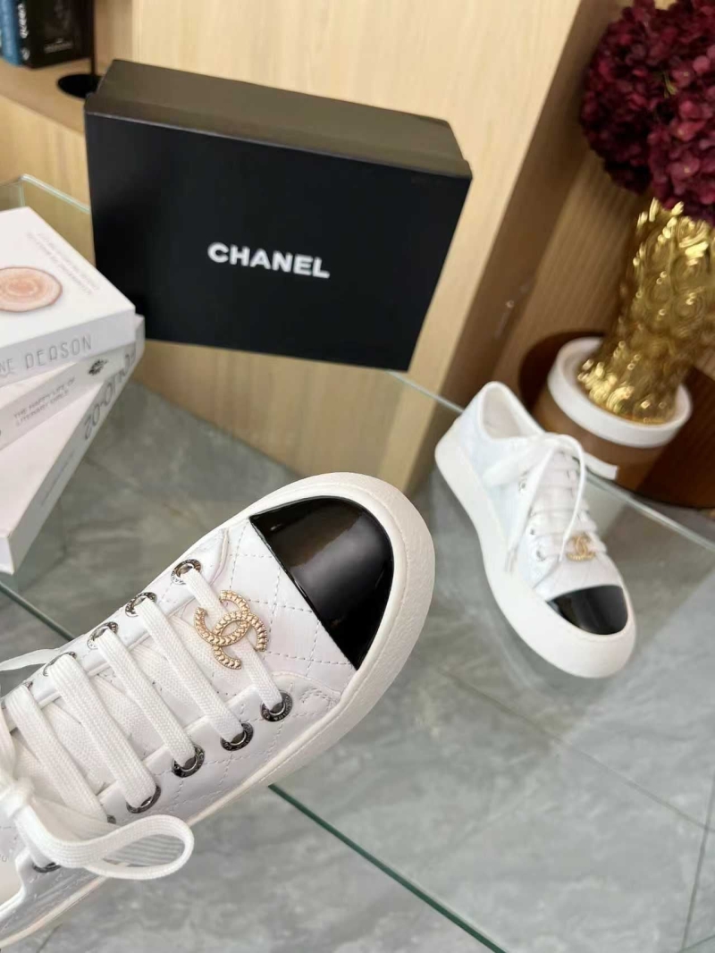Ch**el sport shoes